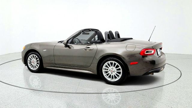 2017 FIAT 124 Spider Classica Convertible w/ Technology Pkg - 23079554 - 6