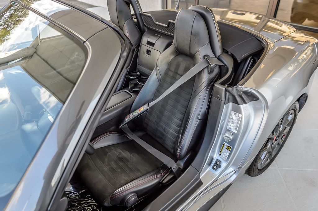 2017 FIAT 124 Spider FIAT SPIDER ABARTH CONVERTIBLE - GRAY ON BLACK - AUTOMATIC  - 23005815 - 23