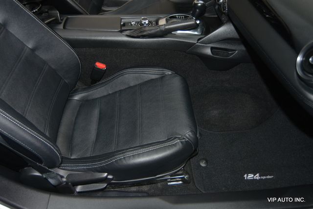 2017 FIAT 124 Spider Lusso Convertible - 22977738 - 21