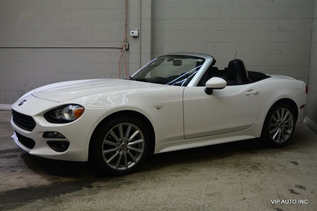2017 FIAT 124 Spider Lusso Convertible - 22977738 - 25