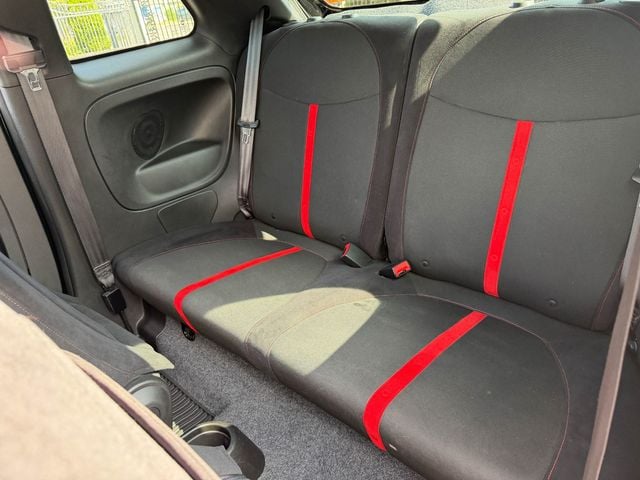 2017 FIAT 500 Abarth HATCHBACK, 5-SPD MANUAL, SUNROOF, 17" WHEELS, HEATED SEATS - 23062360 - 12