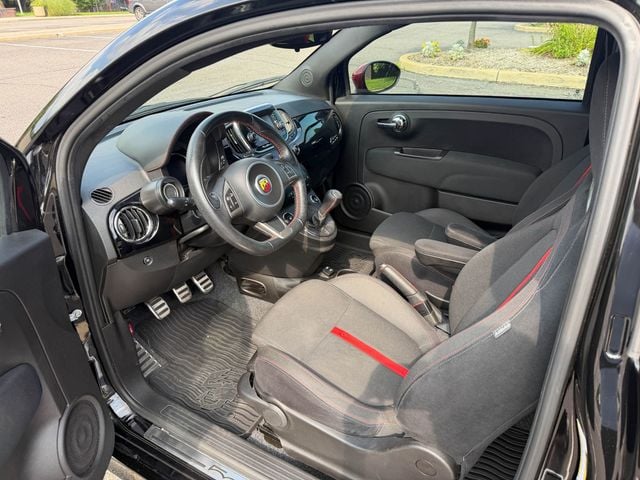 2017 FIAT 500 Abarth HATCHBACK, 5-SPD MANUAL, SUNROOF, 17" WHEELS, HEATED SEATS - 23062360 - 6