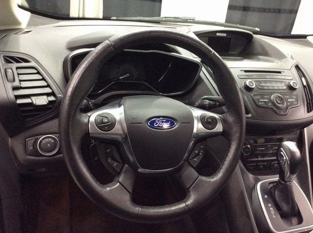 2017 Ford C-Max SE Hybrid photo 10