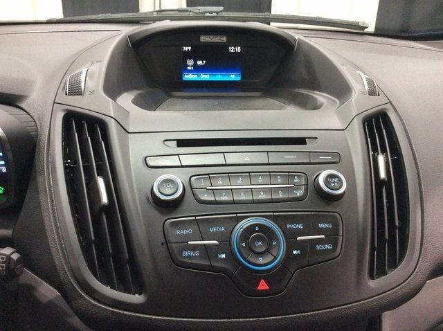 2017 Ford C-Max SE Hybrid photo 13