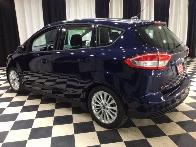 2017 Ford C-Max SE Hybrid photo 4