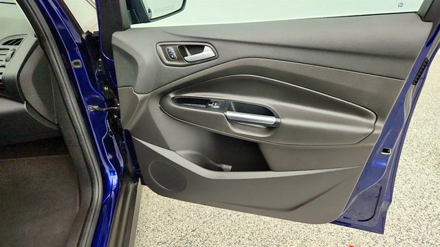 2017 Ford C-Max Hybrid SE FWD - 23026184 - 23