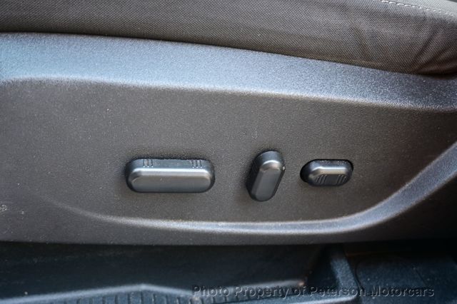 2017 Ford C-Max Hybrid SE FWD - 22949237 - 20