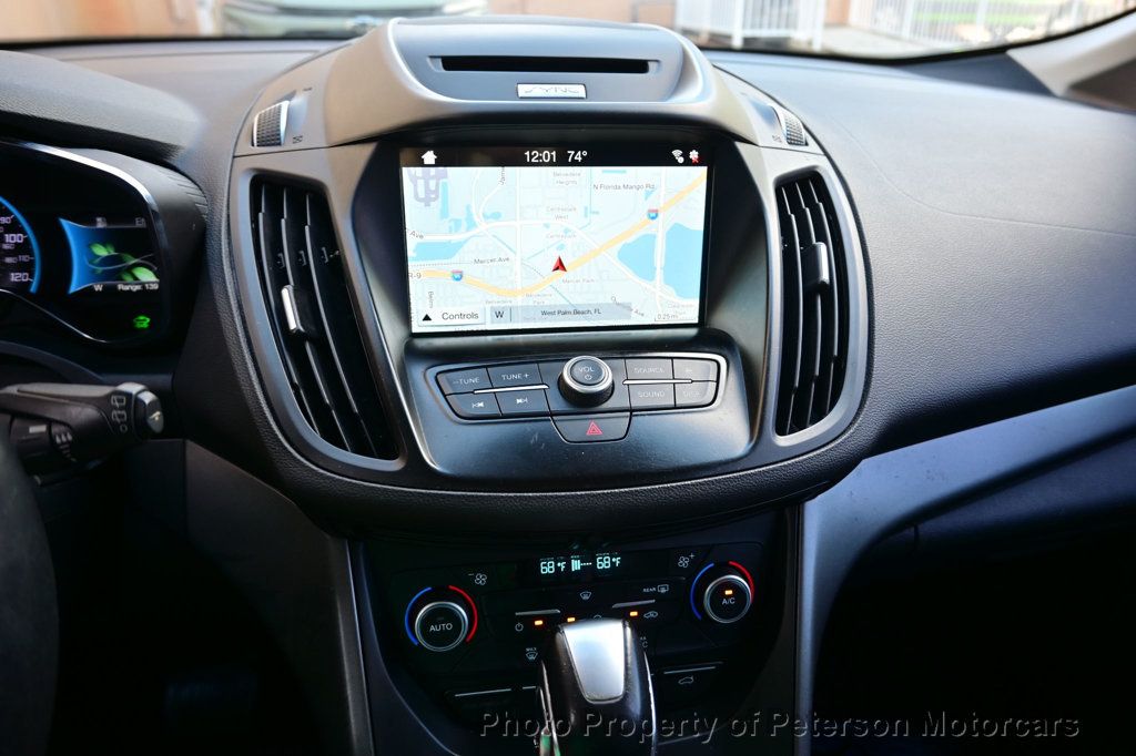 2017 Ford C-Max Hybrid SE FWD - 22949237 - 25