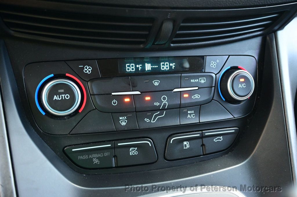 2017 Ford C-Max Hybrid SE FWD - 22949237 - 28