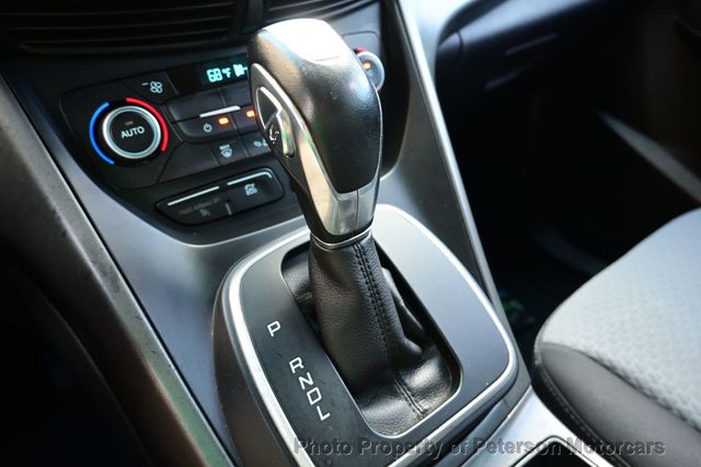 2017 Ford C-Max Hybrid SE FWD - 22949237 - 29