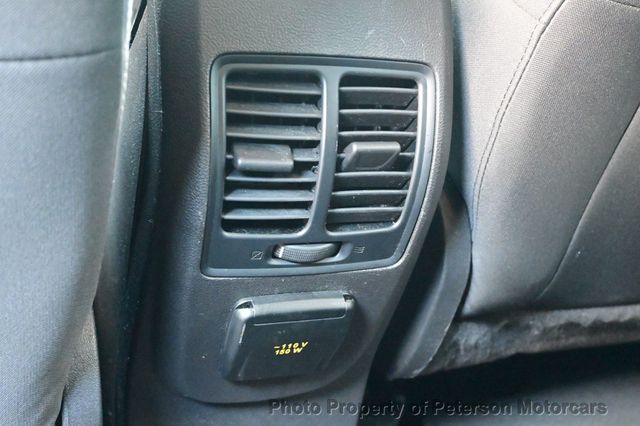 2017 Ford C-Max Hybrid SE FWD - 22949237 - 34