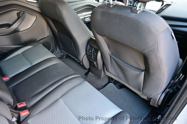 2017 Ford C-Max Hybrid SE FWD - 22949237 - 38