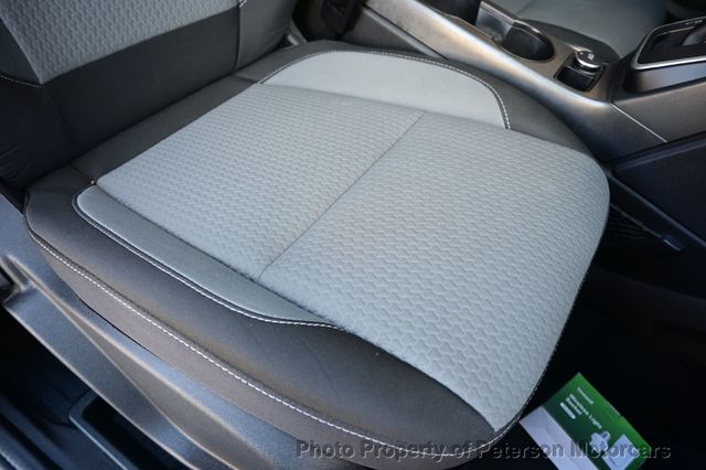 2017 Ford C-Max Hybrid SE FWD - 22949237 - 41