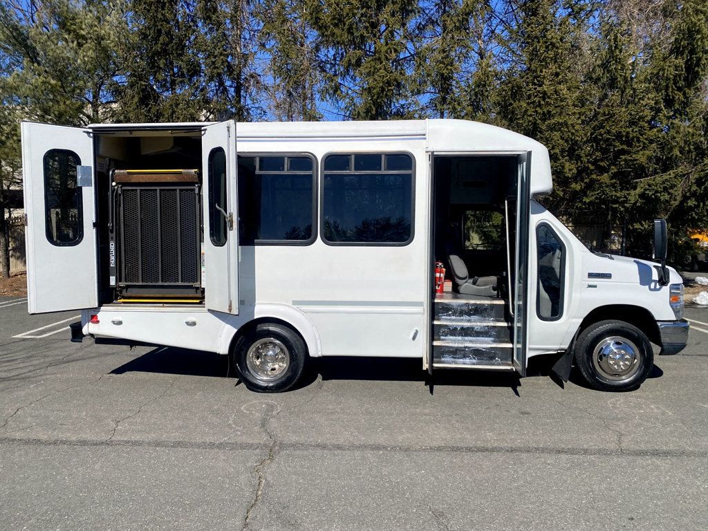 2017 Ford E350 Non-CDL Wheelchair Shuttle Bus For Sale For Adults Medical Transport Mobility ADA Handicapped - 23066397 - 3