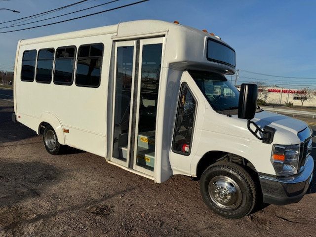 2017 Ford E350 SD 15 PASSENGER MINI BUS MULTIPLE USES OHTERS IN STOCK - 22226715 - 0