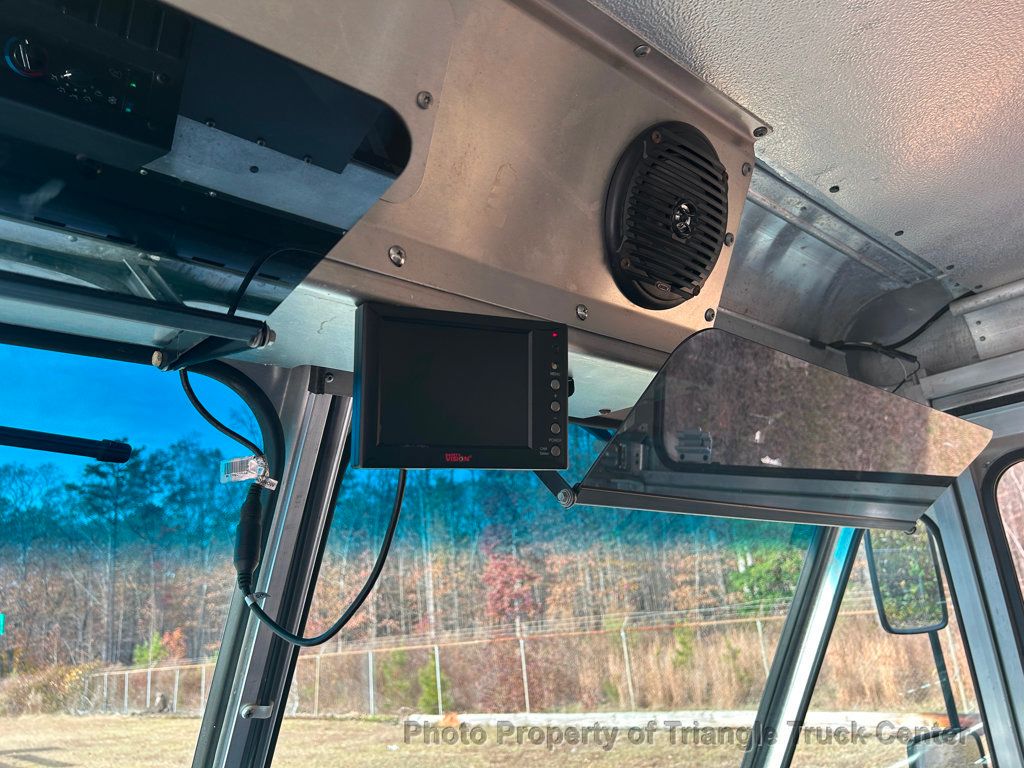 2017 Ford E350HD STEP VAN JUST 2k MILES! SUPER NICE UNIT! EXTREMELY LOW MILES! - 22941433 - 19