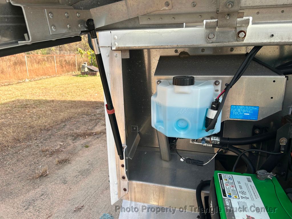 2017 Ford E350HD STEP VAN JUST 2k MILES! SUPER NICE UNIT! EXTREMELY LOW MILES! - 22941433 - 23