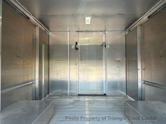 2017 Ford E350HD STEP VAN JUST 2k MILES! SUPER NICE UNIT! EXTREMELY LOW MILES! - 22941433 - 32