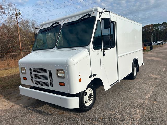 2017 Ford E350HD STEP VAN JUST 2k MILES! SUPER NICE UNIT! EXTREMELY LOW MILES! - 22941433 - 43