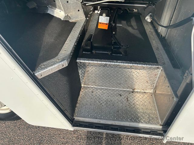 2017 Ford E350HD STEP VAN JUST 2k MILES! SUPER NICE UNIT! EXTREMELY LOW MILES! - 22941433 - 48