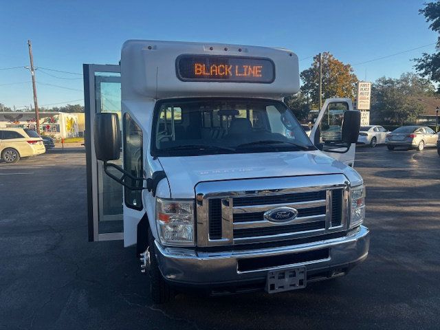 2017 Ford E450 SHUTTLE BUS E-450  BUS - 22978791 - 17