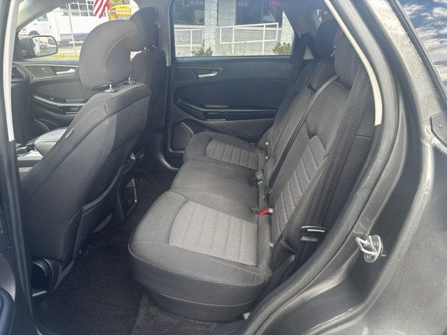 2017 Ford Edge SE AWD - 23066447 - 5