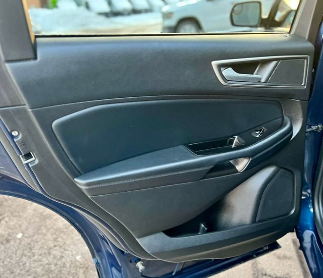 2017 Ford Edge SEL AWD - 22924957 - 13