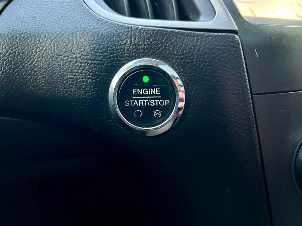 2017 Ford Edge SEL AWD - 22924957 - 16