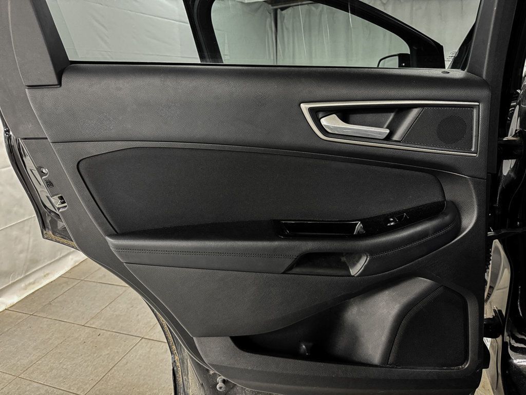 2017 Ford Edge SEL AWD - 23005849 - 14