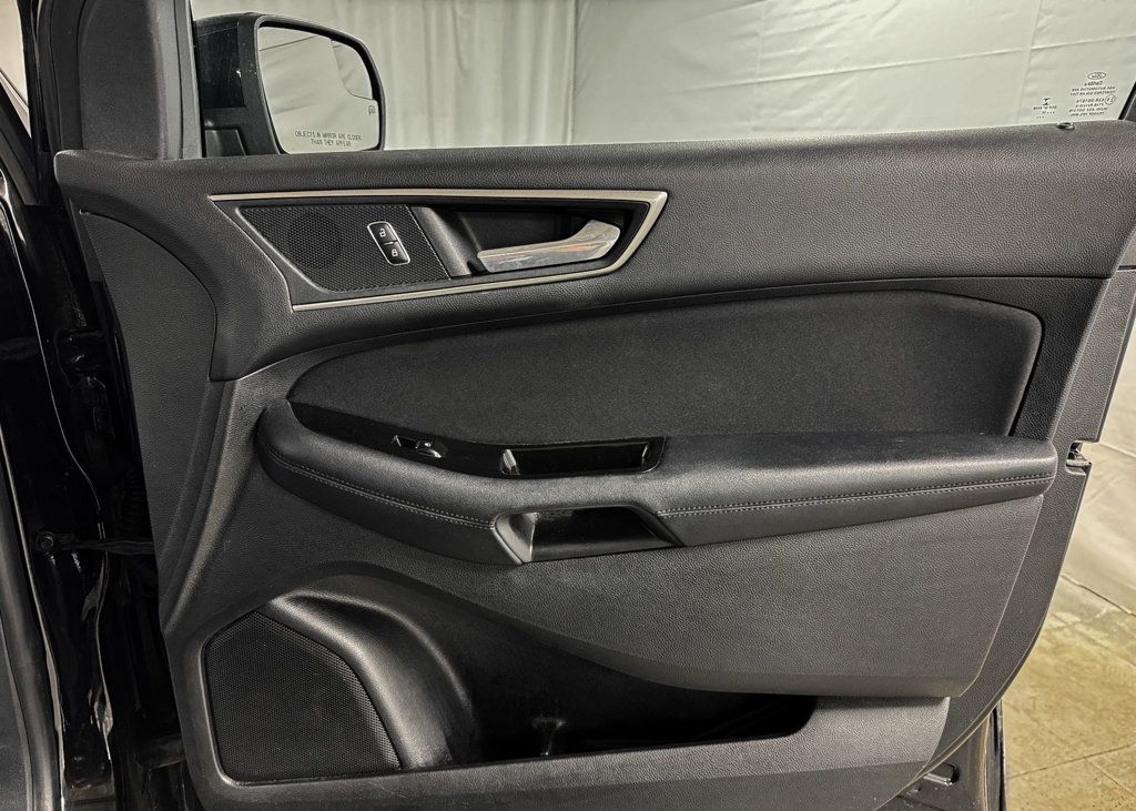 2017 Ford Edge SEL AWD - 23005849 - 16