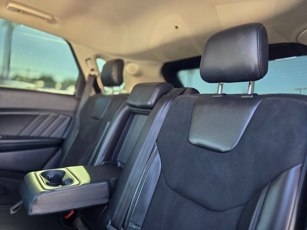 2017 Ford Edge Sport AWD - 22965504 - 17