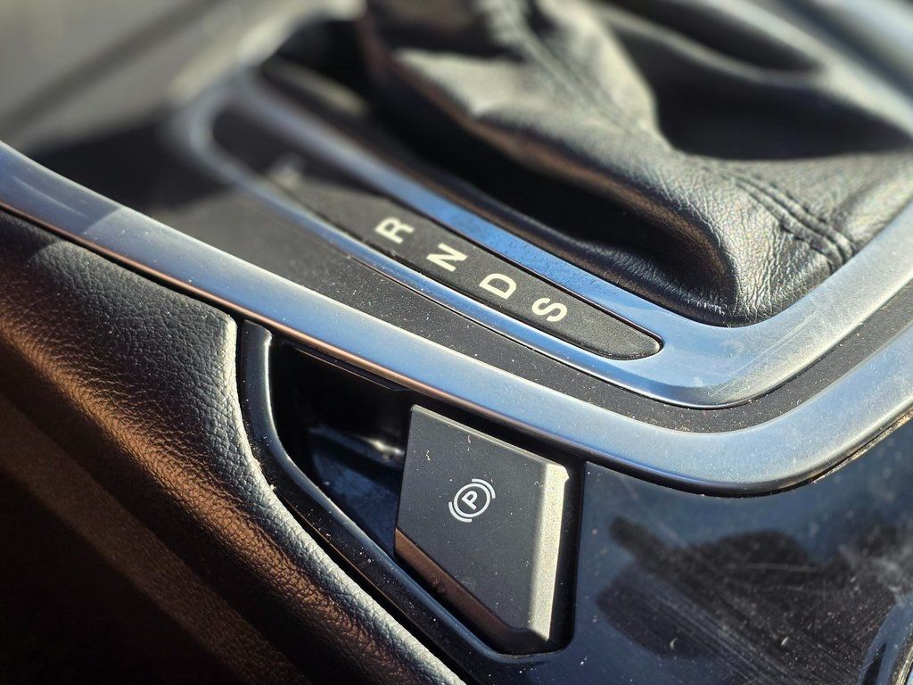 2017 Ford Edge Sport AWD - 22965504 - 33