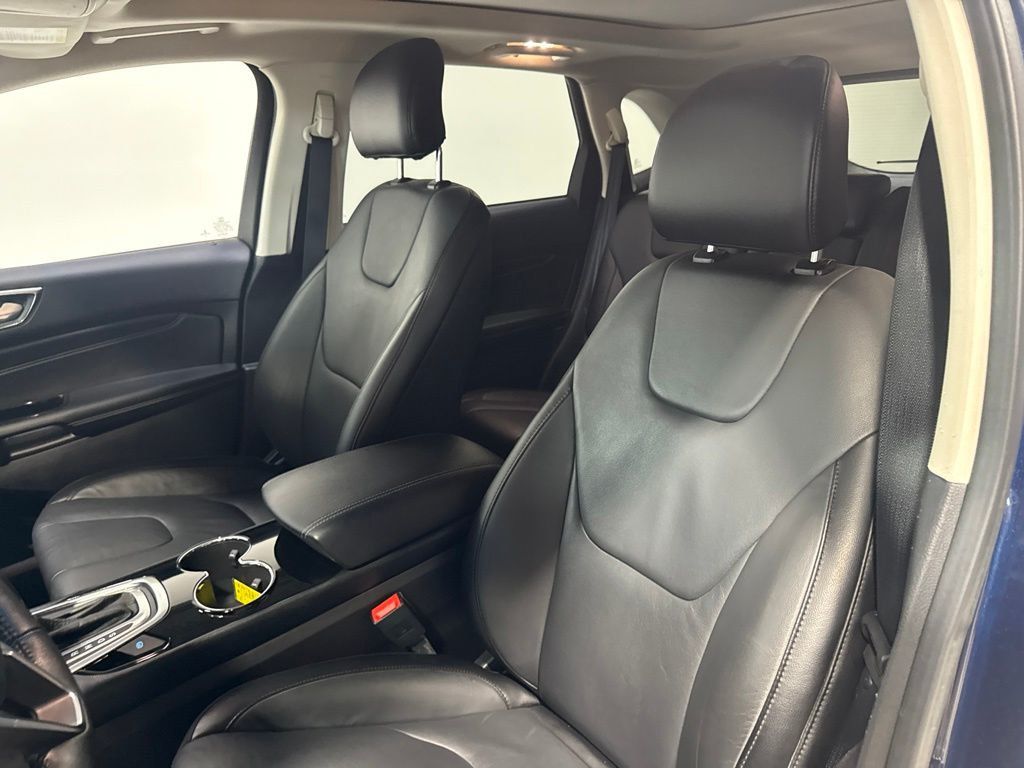 2017 Ford Edge Titanium AWD - 23044051 - 26