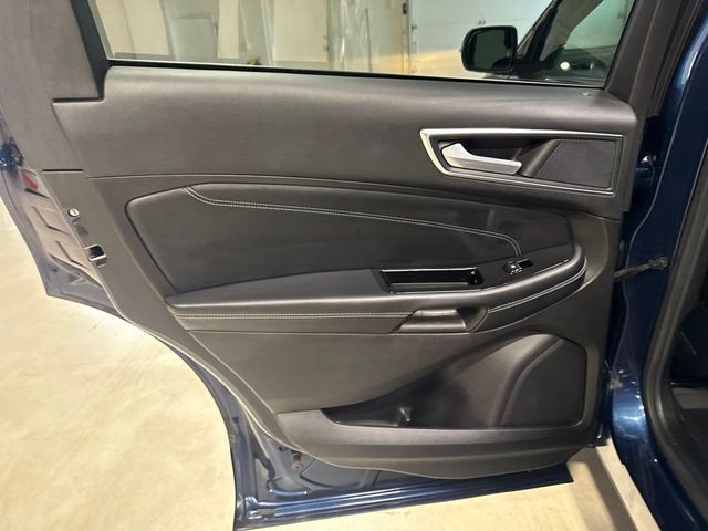 2017 Ford Edge Titanium AWD - 23044051 - 33