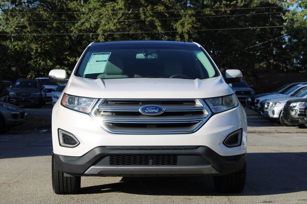 2017 Ford Edge Titanium photo 2