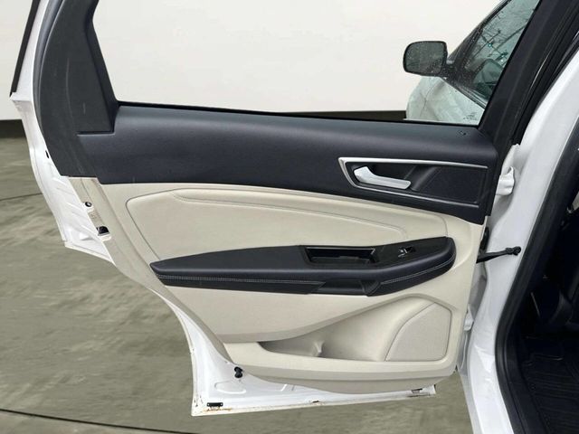 2017 Ford Edge Titanium FWD - 22969618 - 12