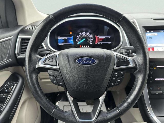 2017 Ford Edge Titanium FWD - 22969618 - 26