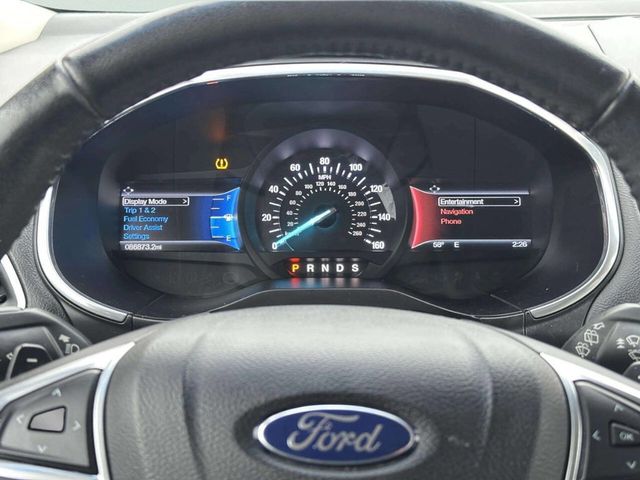 2017 Ford Edge Titanium FWD - 22969618 - 27