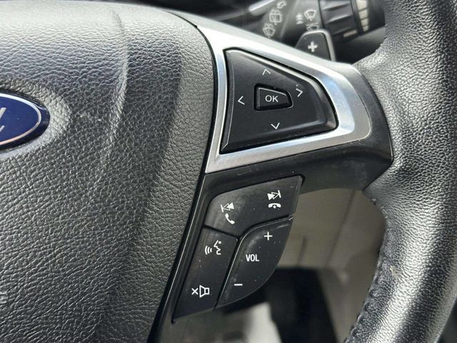 2017 Ford Edge Titanium FWD - 22969618 - 29