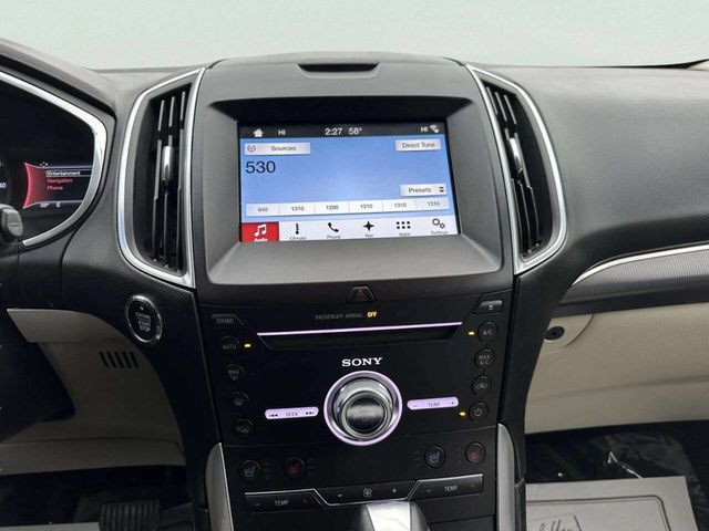 2017 Ford Edge Titanium FWD - 22969618 - 32