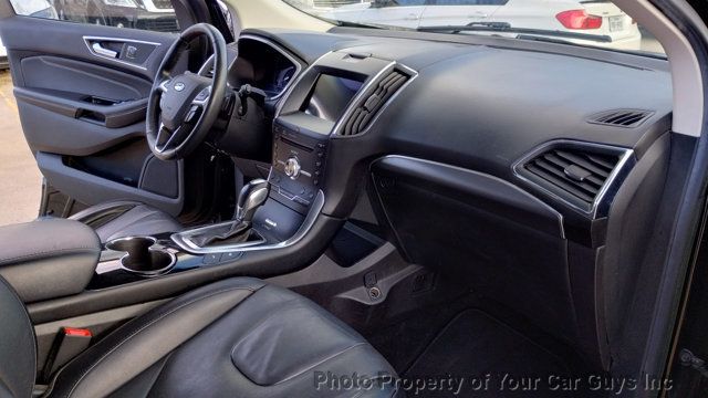 2017 Ford Edge Titanium FWD - 22962076 - 16