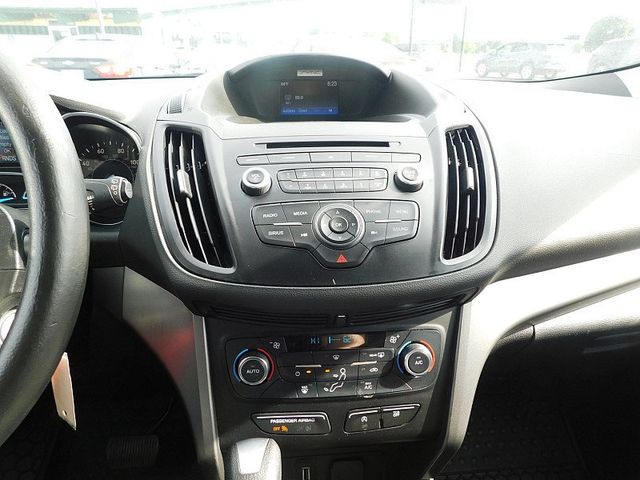 2017 Ford Escape 4d SUV FWD SE - 22809227 - 9