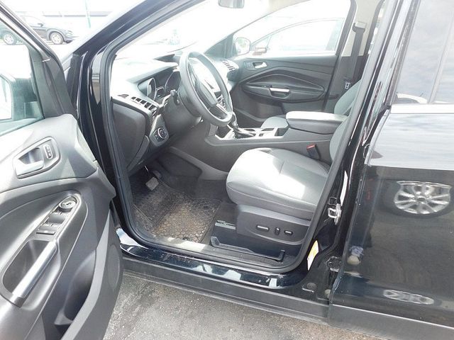 2017 Ford Escape 4d SUV FWD SE - 22809227 - 6