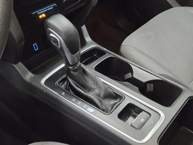 2017 Ford Escape FWD 4dr S - 22961297 - 19