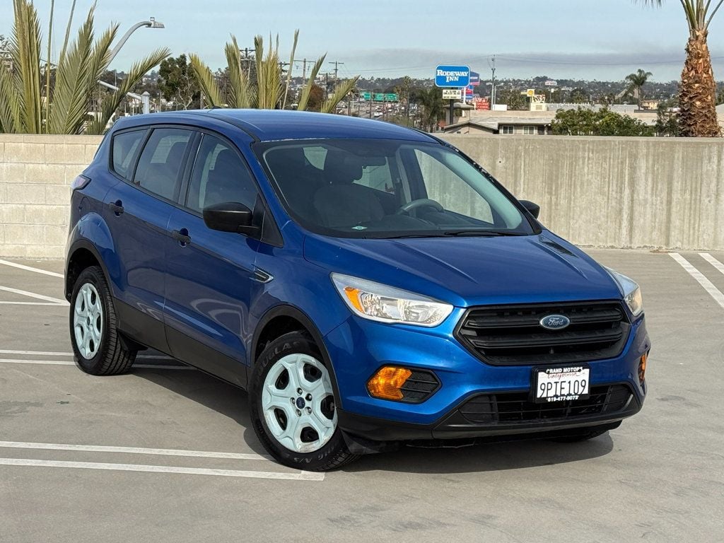 2017 Ford Escape FWD 4dr S - 22750697 - 2