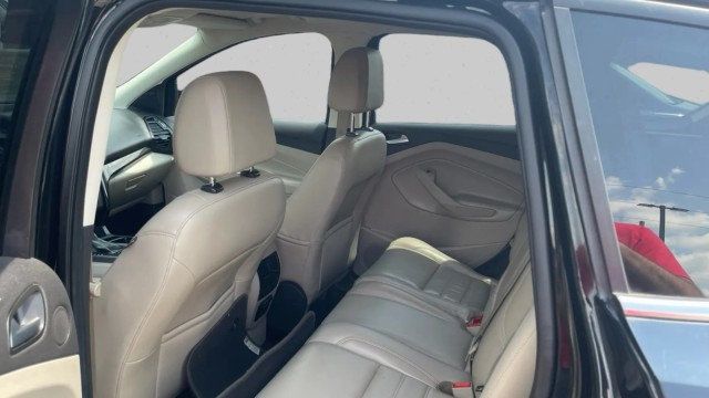2017 Ford Escape FWD 4dr Titanium - 23046449 - 12