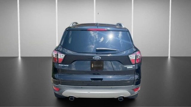 2017 Ford Escape FWD 4dr Titanium - 23046449 - 5
