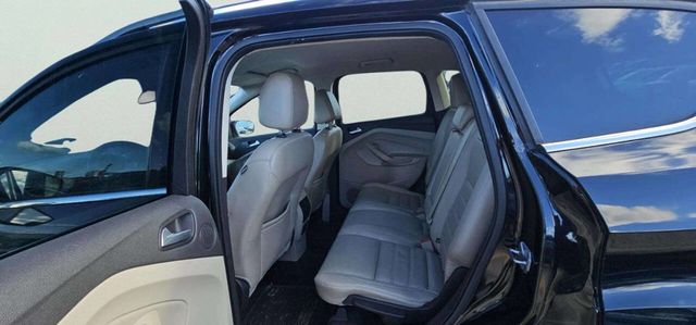 2017 Ford Escape FWD 4dr Titanium - 23000608 - 6