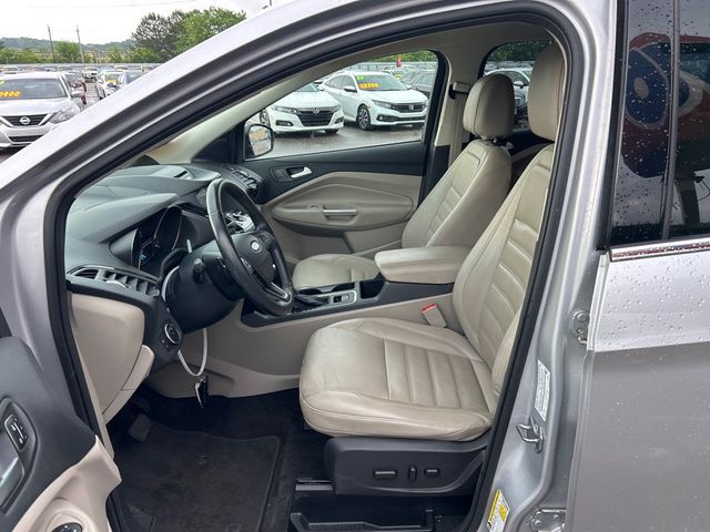 2017 Ford Escape FWD 4dr Titanium - 23019994 - 7