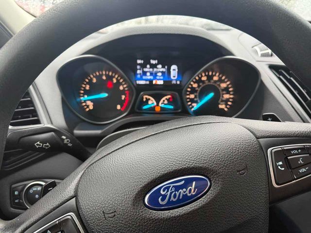 2017 Ford Escape SE 4WD - 22953326 - 11